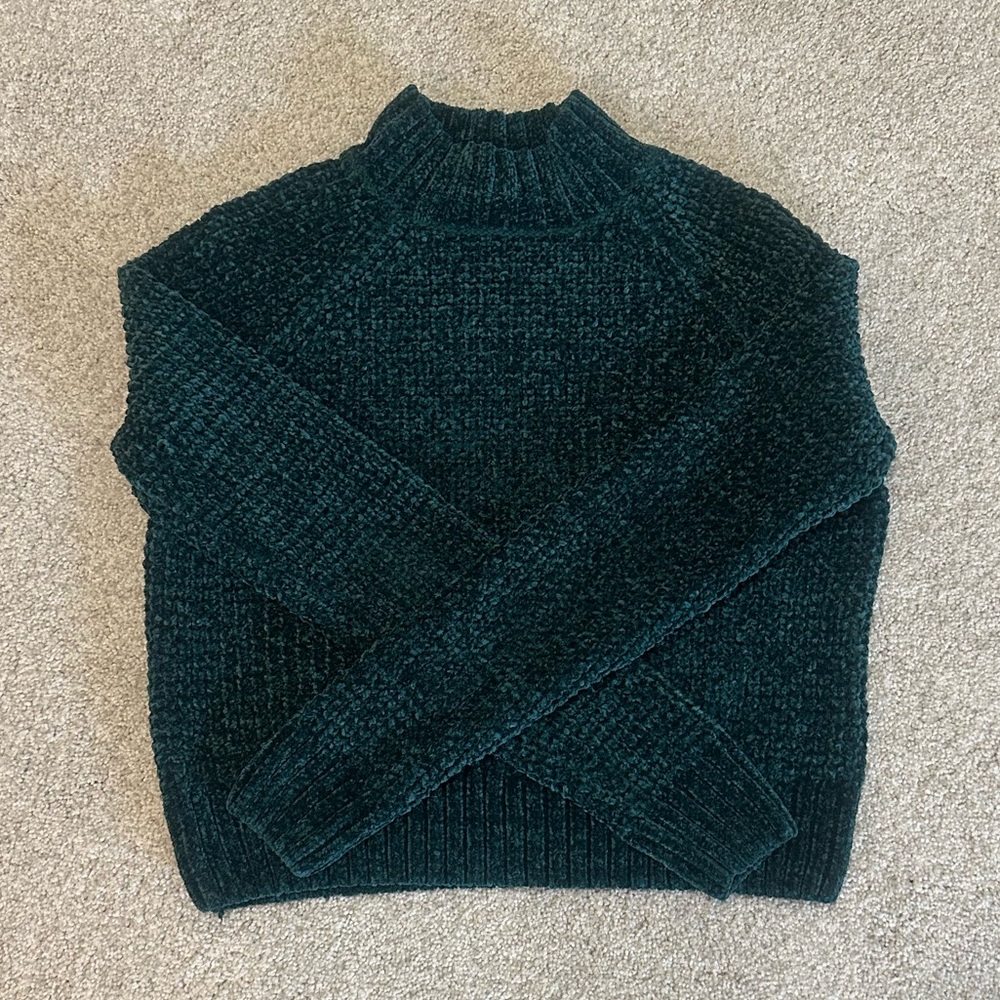 H&M Women’s Cozy Dark Green Sweater